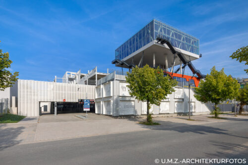 ZWECK_PH_iLive_01_HD_MW