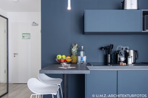 UMZ_AF_HOT_INT_BI_005_hd