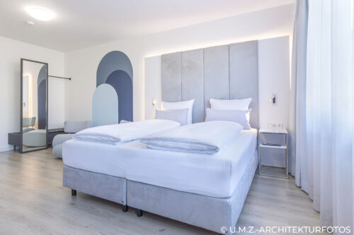 UMZ_AF_HOT_INT_BI_007_hd