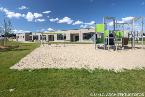 Oe_Bau_KiGa_02_HD_WM